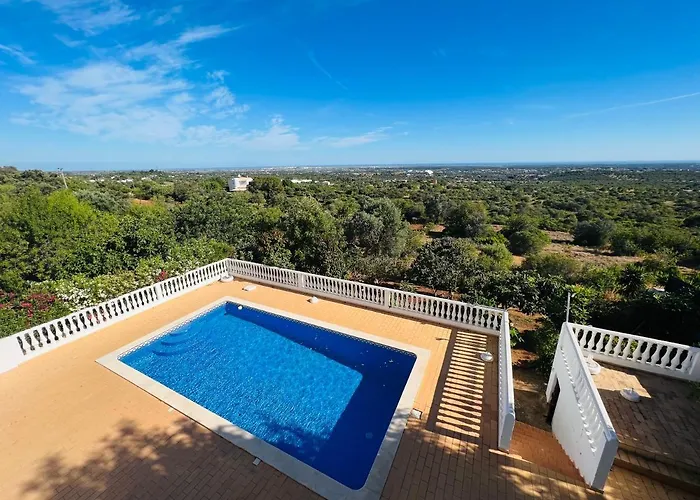 Flora Апартаменты *