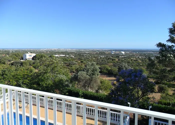 Flora Апартаменты